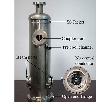 Schematic of the QWR and its picture